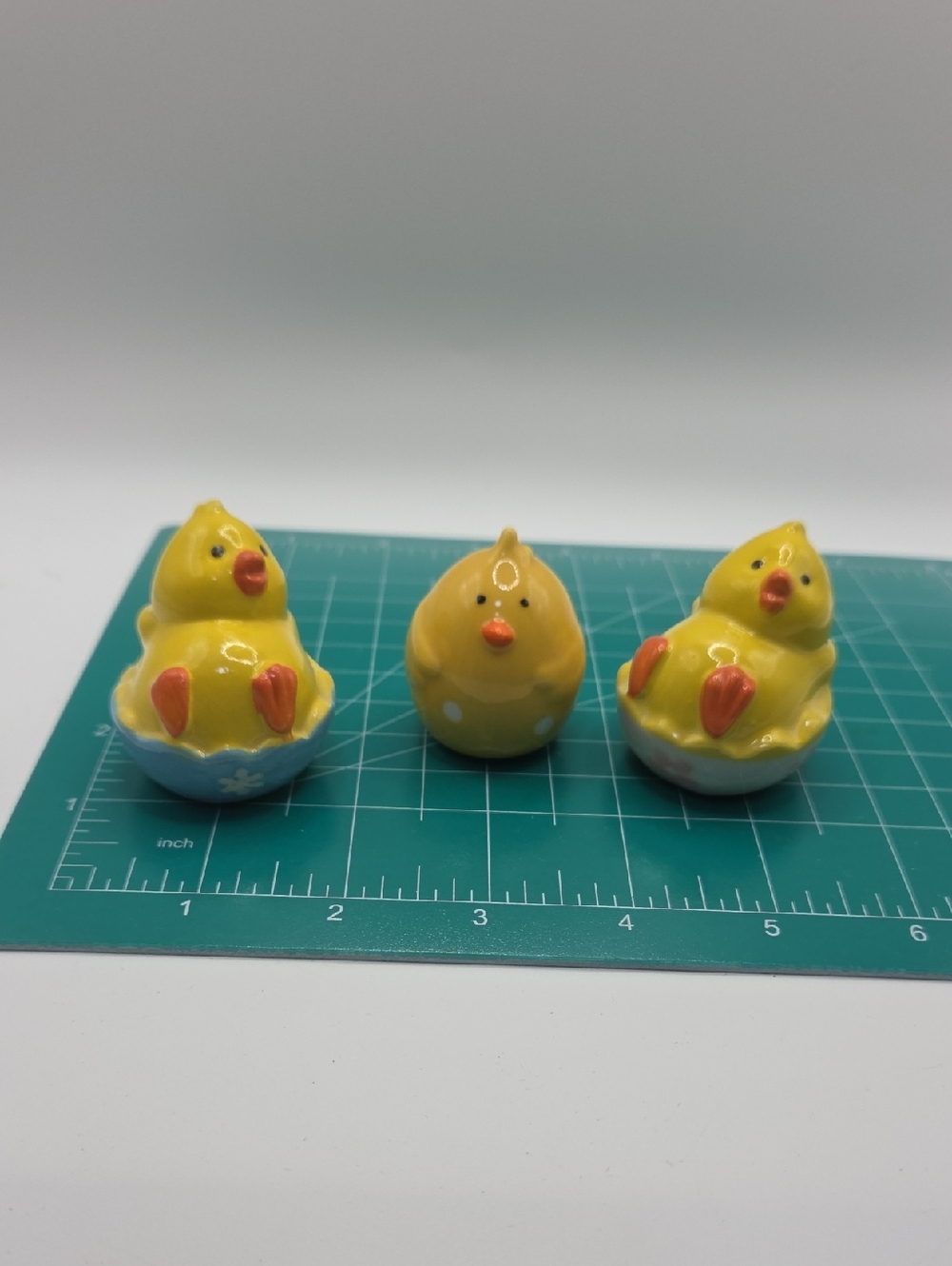 Set of 3 Yellow Ceramic Easter Chicks Salt And Pepper Shakers